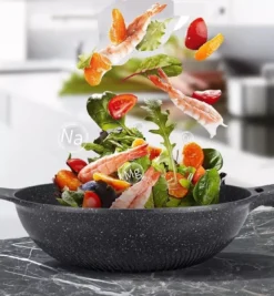 Cheffinger Wokpan Met Deksel - 32cm - Zwart - Pan - Keukenaccessoires 16 Cheffinger Wokpan Met Deksel - 32cm - Zwart - Pan - Keukenaccessoires -PannenPunt Aanbiedingen Winkel 1111x1200 1