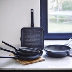 BK Universe Grillpan 26x26 Cm - Inductie - Anti-aanbak - PFAS-vrij -PannenPunt Aanbiedingen Winkel 1200x1200 1144