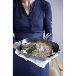 Le Creuset Gietijzeren Vierkante Grillpan - 26cm - Mat Zwart -PannenPunt Aanbiedingen Winkel 1200x1200 1181