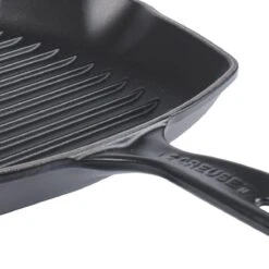 Le Creuset Gietijzeren Vierkante Grillpan - 26cm - Mat Zwart -PannenPunt Aanbiedingen Winkel 1200x1200 1182