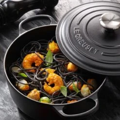 Le Creuset Signature Braadpan - 4,2 L - 24 Cm - Zwart -PannenPunt Aanbiedingen Winkel 1200x1200 1225