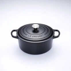 Le Creuset Signature Braadpan - 4,2 L - 24 Cm - Zwart -PannenPunt Aanbiedingen Winkel 1200x1200 1227