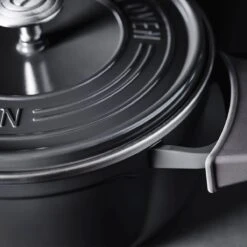 GreenPan Featherweights Braadpan 22cm - Zwart - Inductie - PFAS-vrij 14 GreenPan Featherweights Braadpan 22cm - Zwart - Inductie - PFAS-vrij -PannenPunt Aanbiedingen Winkel 1200x1200 1318