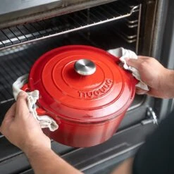 Nuovva Gietijzeren Braadpan Antiaanbaklaag Met Deksel - Sudderpan Rood - Rond - Ø24 Cm - 4.7 Liter - 100% PFAS & PFOA Vrij - Geschikt Voor Alle Warmtebronnen - Elektrisch - Gas - Halogeen - Inductie - Keramisch 9 Nuovva Gietijzeren Braadpan Antiaanbaklaag Met Deksel - Sudderpan Rood - Rond - Ø24 Cm - 4.7 Liter - 100% PFAS & PFOA Vrij - Geschikt Voor Alle Warmtebronnen - Elektrisch - Gas - Halogeen - Inductie - Keramisch -PannenPunt Aanbiedingen Winkel 1200x1200 1390