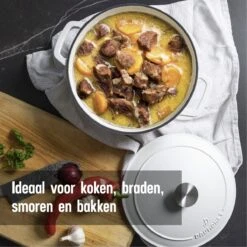 Daumonet Carême Blanc Gietijzeren Braadpan - Sudderpan Wit - Rond - Ø 26 Cm - 4,4 Liter - 100% PFAS & PFOA Vrij - Emaille - Geschikt Voor Alle Warmtebronnen - Elektrisch - Gas - Halogeen - Inductie - Keramisch - Vaatwasserbestendig -PannenPunt Aanbiedingen Winkel 1200x1200 1397