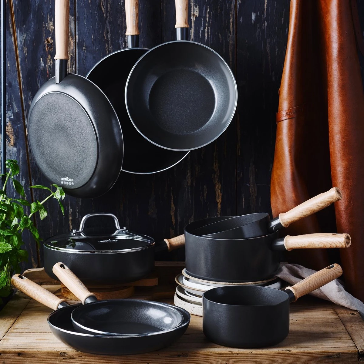 GreenChef Vintage Wokpan 28cm/3.7L - Zwart - Inductie - PFAS-vrij 4 GreenChef Vintage Wokpan 28cm/3.7L - Zwart - Inductie - PFAS-vrij - Afbeelding 4