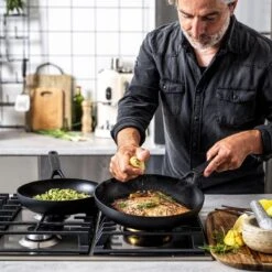 KitchenAid Classic Forged Aluminium Wok ø28cm - Zwart - Inductie - Anti-aanbak -PannenPunt Aanbiedingen Winkel 1200x1200 292