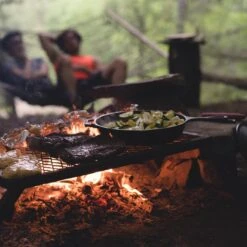 Navaris Gietijzeren Koekenpan - Braadpan Van Gietijzer - Ronde Skillet - Geschikt Voor Alle Warmtebronnen - Ø 30 Cm - Ovenbestendig Tot 260 Graden -PannenPunt Aanbiedingen Winkel 1200x1200 382