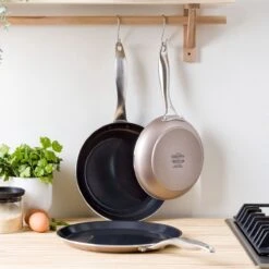 GreenPan Koekenpan - Royal Bronze - ø 20 Cm - Keramische Anti-aanbaklaag 9 GreenPan Koekenpan - Royal Bronze - ø 20 Cm - Keramische Anti-aanbaklaag -PannenPunt Aanbiedingen Winkel 1200x1200 610