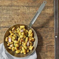 DeBuyer Carbone Plus Koekenpannenset Inductie - Zonder Anti Aanbaklaag - Gratis Spatel - Alle Warmtebronnen 11 DeBuyer Carbone Plus Koekenpannenset Inductie - Zonder Anti Aanbaklaag - Gratis Spatel - Alle Warmtebronnen -PannenPunt Aanbiedingen Winkel 1200x1200 910