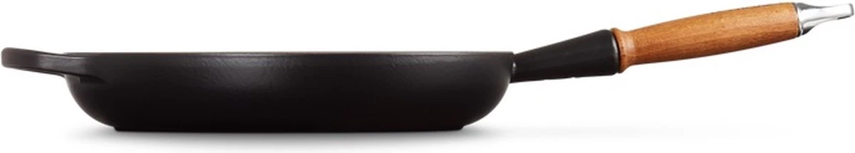 Le Creuset Koekenpan Signature Mat Zwart - ø 28 Cm / 2.6 Liter - Geëmailleerde Anti-aanbaklaag 2 Le Creuset Koekenpan Signature Mat Zwart - ø 28 Cm / 2.6 Liter - Geëmailleerde Anti-aanbaklaag - Afbeelding 2