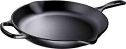 Le Creuset - Gietijzeren Ronde Skillet In Mat Zwart 23cm -PannenPunt Aanbiedingen Winkel 1200x472