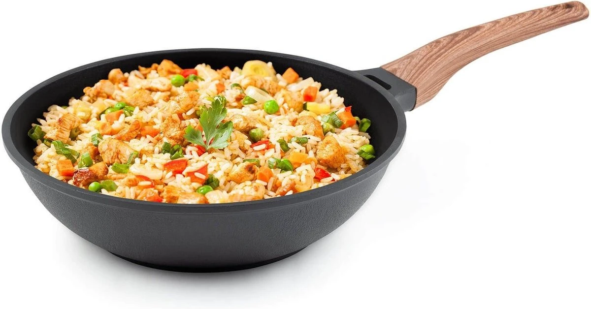 Rosmarino Black Line - Wokpan - Ø30cm - 100% PFAS & PFOA Vrij - Gegoten Aluminium - Non-stick Minerale Coating - Ergonomische Handgreep - Geschikt Voor Alle Warmtebronnen & Vaatwasser 6 Rosmarino Black Line - Wokpan - Ø30cm - 100% PFAS & PFOA Vrij - Gegoten Aluminium - Non-stick Minerale Coating - Ergonomische Handgreep - Geschikt Voor Alle Warmtebronnen & Vaatwasser - Afbeelding 6