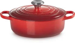 Le Creuset - Gietijzeren - Lage Braadpan - 24cm - Kersenrood -PannenPunt Aanbiedingen Winkel 1200x695 4