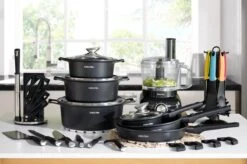 Swiss Pro+ - SWP41D22 - Pannenset 41 Delig - Foodprocessor - Messenblok 8 Delig - Kookgerei Set Met Houder 7 Delig - Starters Pakket - 2022 Serie - Limited Edition -uitzet 17 Swiss Pro+ - SWP41D22 - Pannenset 41 Delig - Foodprocessor - Messenblok 8 Delig - Kookgerei Set Met Houder 7 Delig - Starters Pakket - 2022 Serie - Limited Edition -uitzet -PannenPunt Aanbiedingen Winkel 1200x799 133