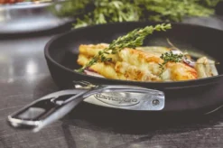 Demeyere Alu Pro Dura Glide Koekenpan - Ø 24 & Ø 28cm - Titanium -PannenPunt Aanbiedingen Winkel 1200x799 49