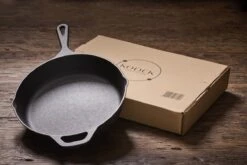 Koock Amsterdam® Skillet Gietijzer - Koekenpan - Geschikt Voor Alle Warmtebronnen Incl. BBQ En Inductie 15 Koock Amsterdam® Skillet Gietijzer - Koekenpan - Geschikt Voor Alle Warmtebronnen Incl. BBQ En Inductie -PannenPunt Aanbiedingen Winkel 1200x800 127