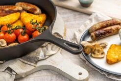 Nuovva Cast Iron Skillet / Gietijzeren Pan - 32cm -PannenPunt Aanbiedingen Winkel 1200x800 171