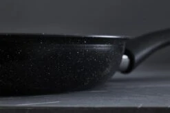 Tefal Intensity Koekenpan - Ø 28 Cm -PannenPunt Aanbiedingen Winkel 1200x800 195