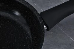 Tefal Intensity Koekenpan - Ø 28 Cm -PannenPunt Aanbiedingen Winkel 1200x800 196