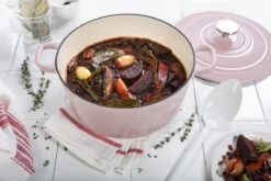 BK Bourgogne Braadpan Ø 24 Cm - Roze - Gietijzer - Inductie -PannenPunt Aanbiedingen Winkel 1200x800 225