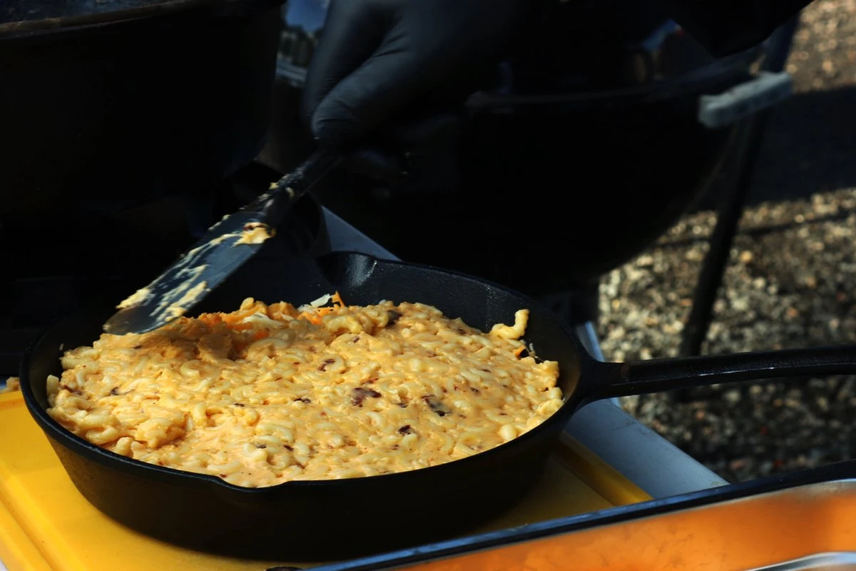 The Windmill Koekenpan Skillet Extra - 31,5 Cm - Gietijzer Zwart 9 The Windmill Koekenpan Skillet Extra - 31,5 Cm - Gietijzer Zwart - Afbeelding 9