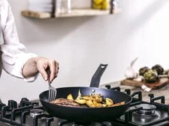 BK Solid Steel Koekenpan Ø 26 Cm - Plaatstaal - Inductie - BBQ 9 BK Solid Steel Koekenpan Ø 26 Cm - Plaatstaal - Inductie - BBQ -PannenPunt Aanbiedingen Winkel 1200x900 52