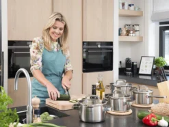 Sola Pannenset Juvia - 4 Delig - Ø 16,16,18,20 Cm - Zilver - RVS - Sandwichbodem -PannenPunt Aanbiedingen Winkel 1200x906