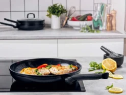 BK Easy Induction Ceramic Koekenpan - Ø28 Cm - PFAS-vrij -PannenPunt Aanbiedingen Winkel 1200x907 3