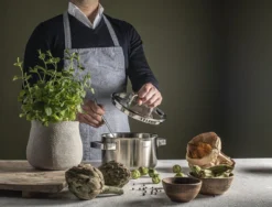 Sola Pannenset Juvia - 4 Delig - Ø 16,16,18,20 Cm - Zilver - RVS - Sandwichbodem -PannenPunt Aanbiedingen Winkel 1200x911