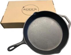 Koock Amsterdam® Skillet - Gietijzer - 25cm - Koekenpan - Geschikt Voor Alle Warmtebronnen -PannenPunt Aanbiedingen Winkel 1200x944