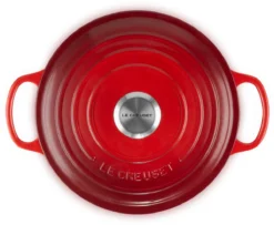 Le Creuset - Gietijzeren - Lage Braadpan - 24cm - Kersenrood -PannenPunt Aanbiedingen Winkel 1200x988 2