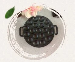 YUGN BLACK Poffertjespan Poffertjesmaker 6 Delige Set - 19 Poffertjes Incl Doseerfles Kwast Poffertjesvork Siliconen Ovenwanten - Platte Onderkant Poffertjespan Inductie Poffertjespan Elektrisch - Cadeau Tip 13 YUGN BLACK Poffertjespan Poffertjesmaker 6 Delige Set - 19 Poffertjes Incl Doseerfles Kwast Poffertjesvork Siliconen Ovenwanten - Platte Onderkant Poffertjespan Inductie Poffertjespan Elektrisch - Cadeau Tip -PannenPunt Aanbiedingen Winkel 1200x993 2