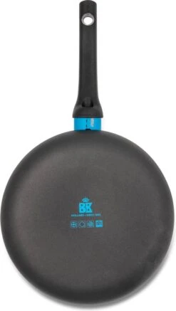 BK Blue Label Basics Hapjespan - Ø 24 Cm - Keramisch (PFAS Vrij) - Geen Inductie -PannenPunt Aanbiedingen Winkel 679x1200 3