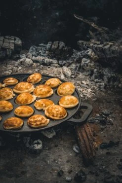 The Windmill Poffertjespan 30 Cm Gietijzer 2,3 Kg Zwart -PannenPunt Aanbiedingen Winkel 800x1200 14