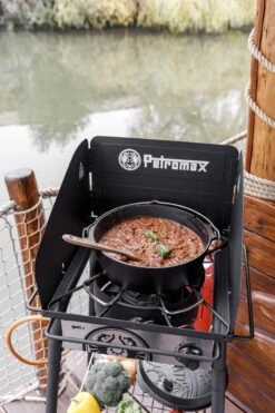 Petromax - Dutch Oven 5,5L/ft 6 - Zonder Pootjes 16 Petromax - Dutch Oven 5,5L/ft 6 - Zonder Pootjes -PannenPunt Aanbiedingen Winkel 800x1200 22